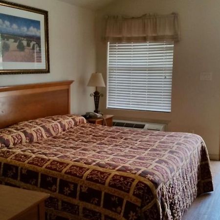 Garden Inn & Suites Hebbronville Exteriör bild