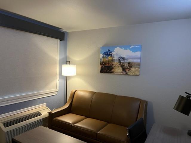 Garden Inn & Suites Hebbronville Exteriör bild