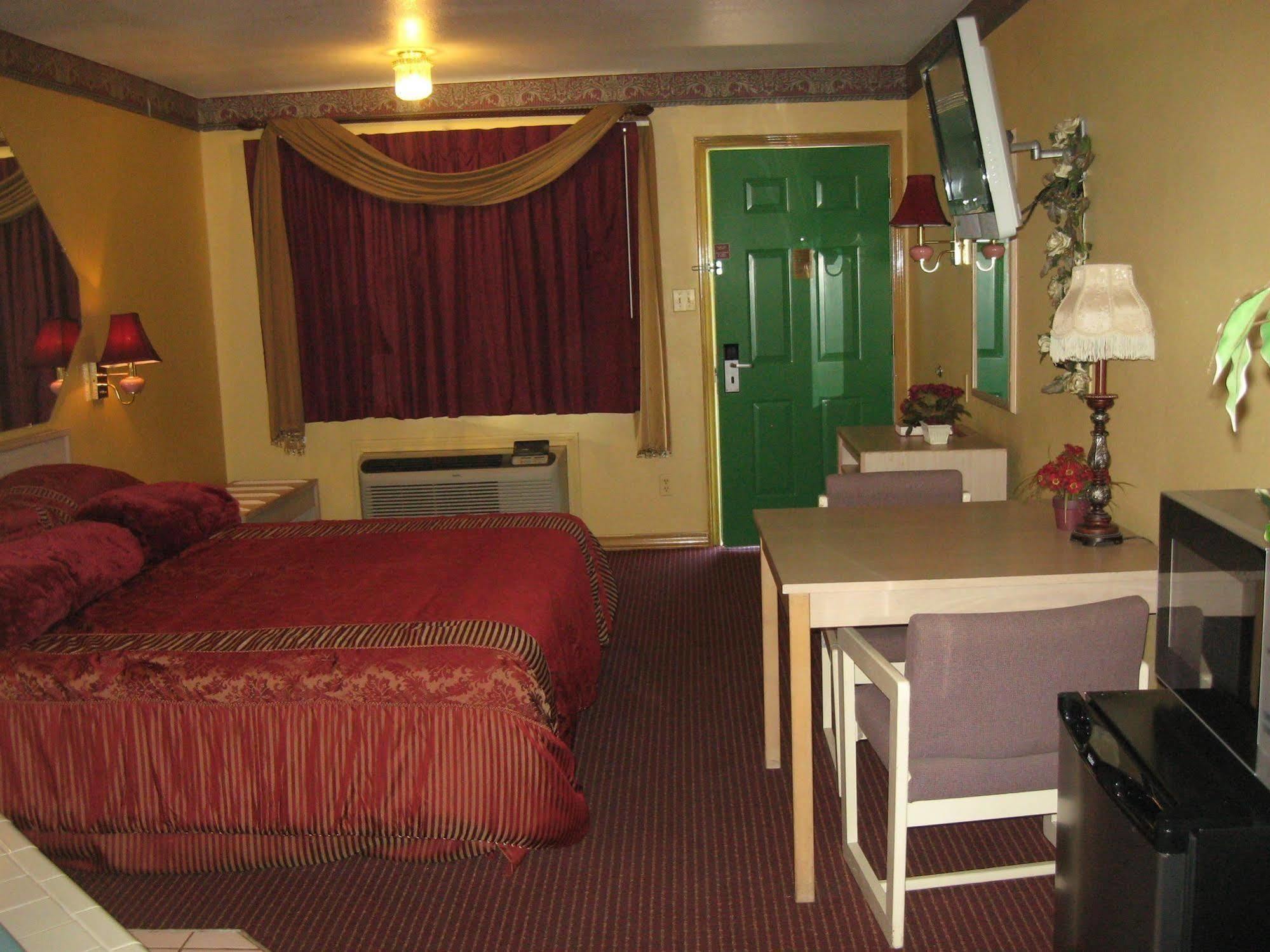 Garden Inn & Suites Hebbronville Exteriör bild